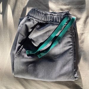 Slightly used like new figs Technical collection gray medium